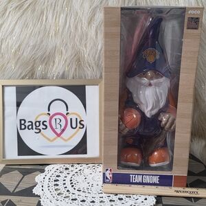FOCO NEW YORK KNICKS TEAM GARDEN GNOME NEW FAST SHIP